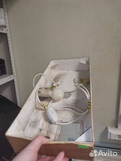 Аквариум +грунт +фильтр+крышка со светом+подстилка