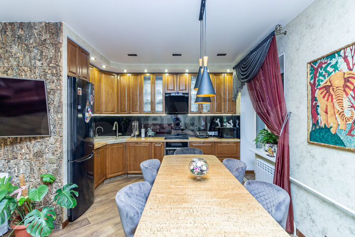 3-к. квартира, 86,3 м², 5/5 эт.