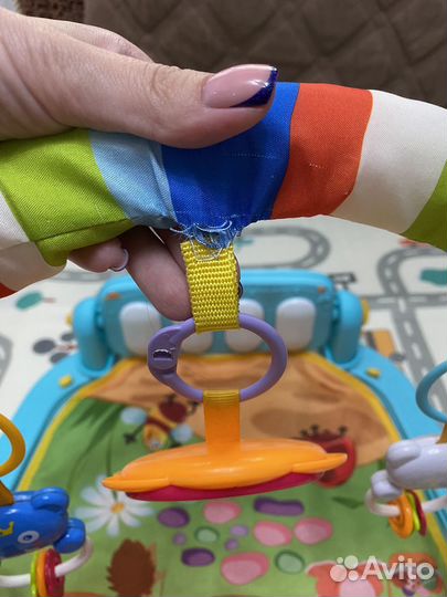 Развивающий коврик