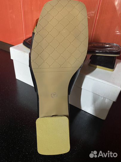 Шлепки женские 39 размер