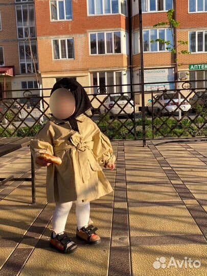 Плащ для девочки