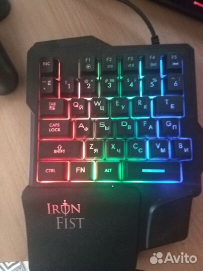 Клавиатура геймерская Oklick 701G iron fist