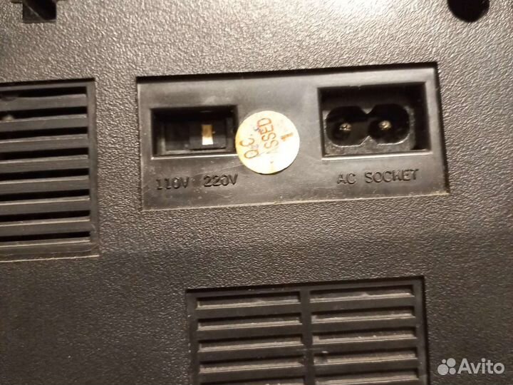 Кассетная магнитола времен СССР akaiwa