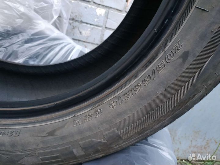 Nexen Classe Premiere CP672 205/65 R16