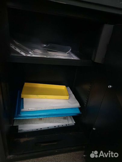 Сейф для денег и документов