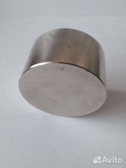 Циркониевый магнит