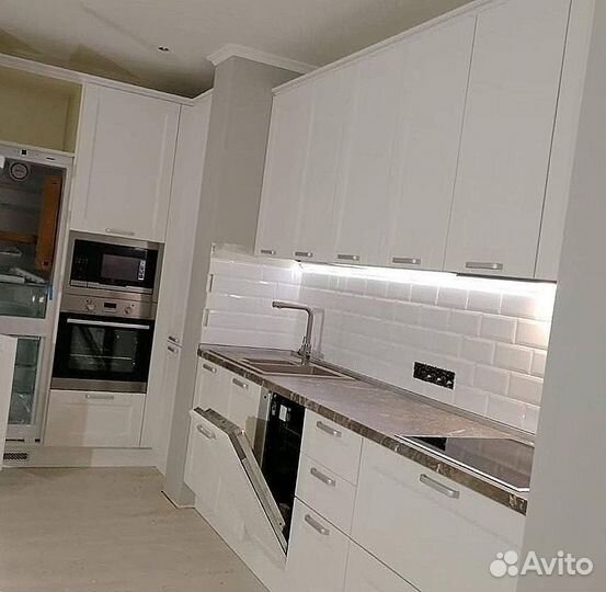 Кухня новая