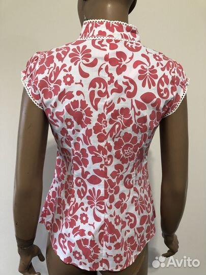 Блузка в красный цветочек