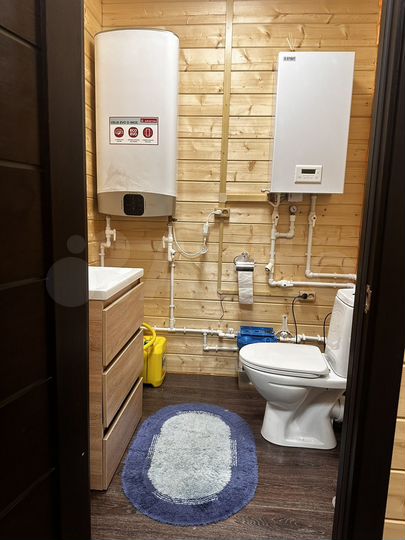 Дом 160 м² на участке 9,5 сот.