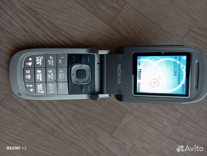 Nokia 2760