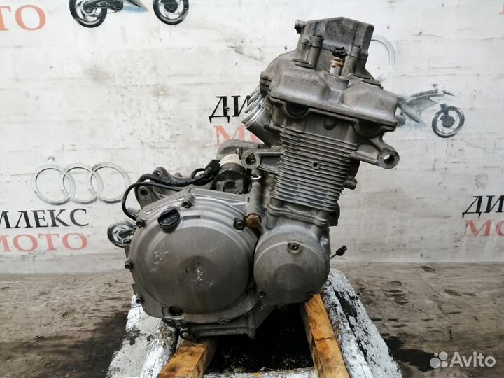 Двигатель Suzuki GSF250 Bandit лот(150)