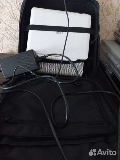 Портативный dvd плеер