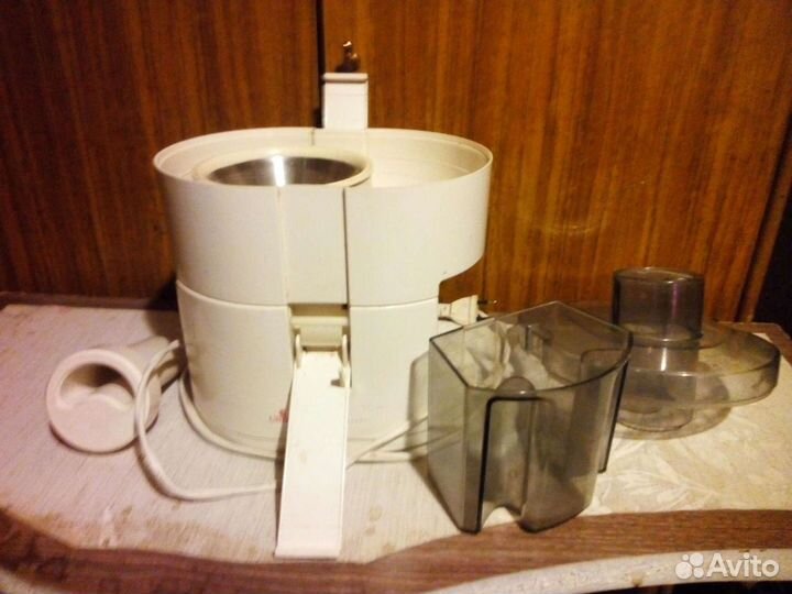 Соковыжималка universal, Т-323