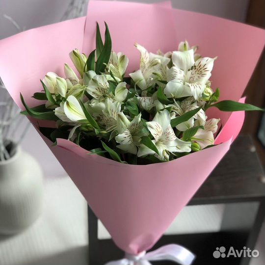 Букеты цветов с доставкой Тольятти