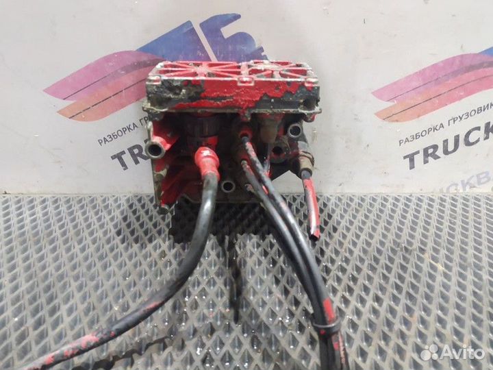 Блок клапанов кпп Scania 5-series