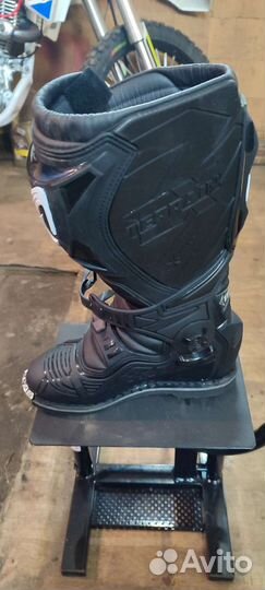 Мотоботы кроссовые forma
