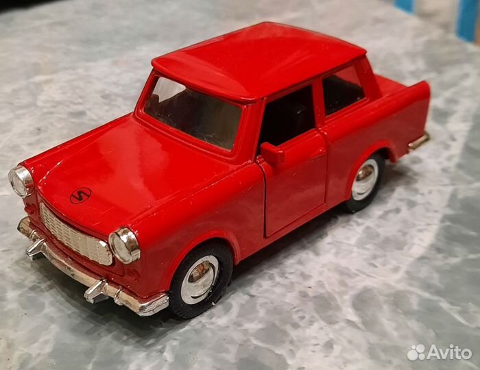 Модель автомобиля Trabant 601 SS4725