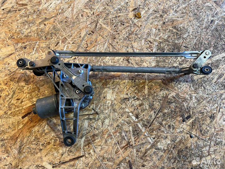 Механизм стеклоочистителя (трапеция дворников) Aud