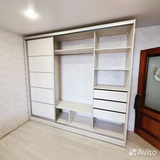 Стильный шкаф купе