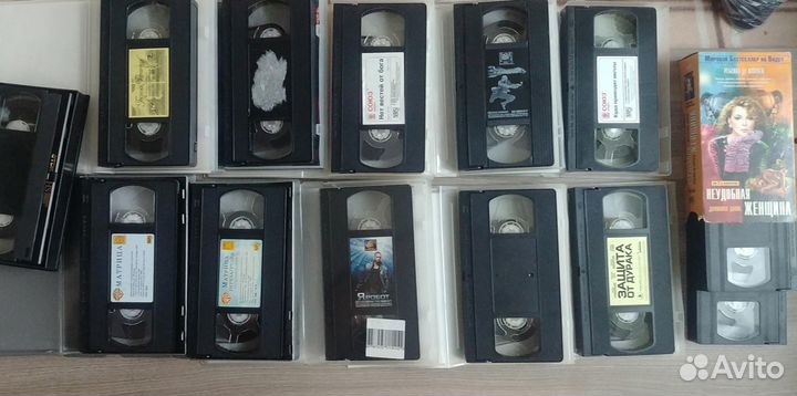 Видеокассеты VHS с фильмами (лицензия)