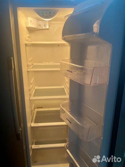 Холодильник Whirpool бу