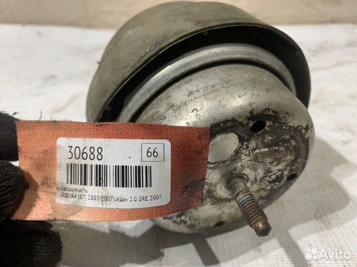 Опора двигателя правая Audi A4 B7 2005-2007