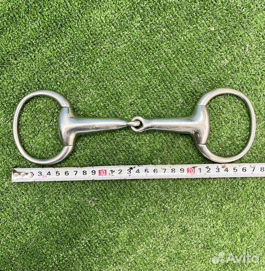 Трензель для лошади