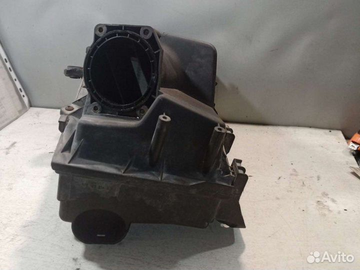 Корпус воздушного фильтра Audi A3 8L купе 1.6 AKM