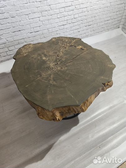 Стол из массива карагача в наличии