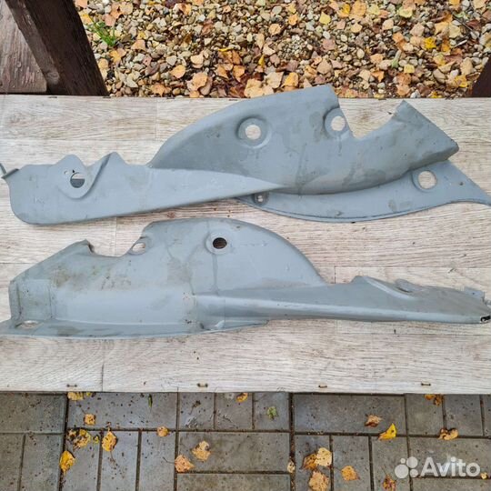 Обшивка на стойку Chery Amulet A15 левая задняя