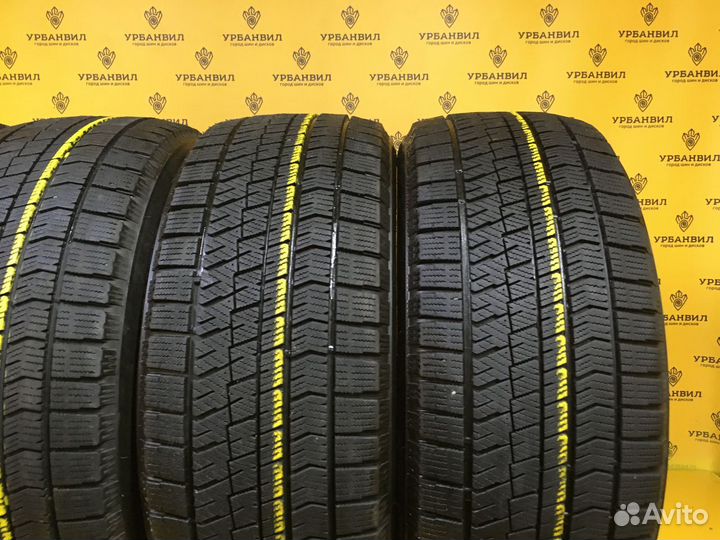 Bridgestone Blizzak VRX2 225/50 R17 94Q