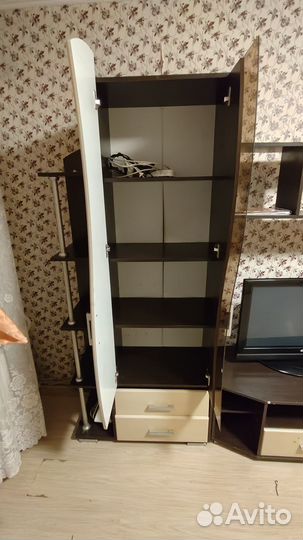 Стенка в гостиную со шкафом под тв