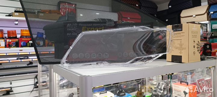 Стекло фары Volkswagen Passat B6 2005-2010