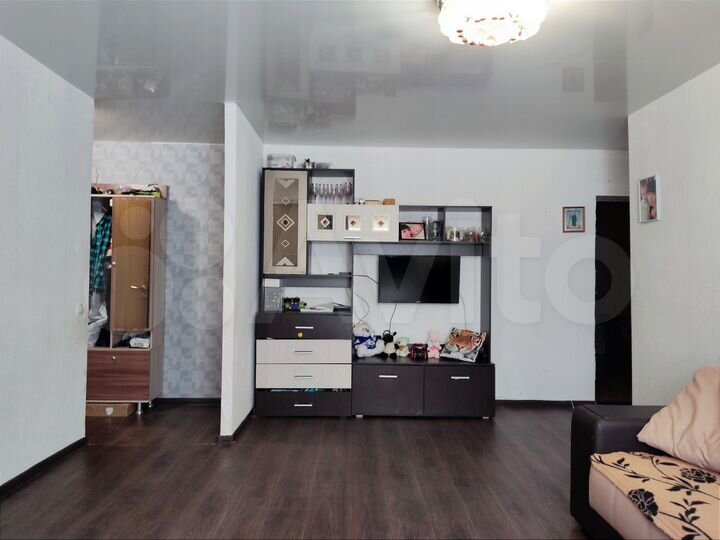 3-к. квартира, 57,1 м², 1/5 эт.