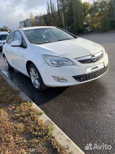 Opel Astra 1.6 AT, 2012, 214 000 км