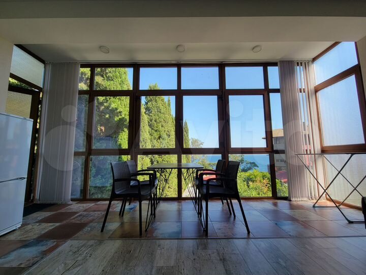 Квартира-студия, 45 м², 2/2 эт.