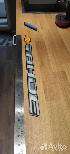 Коллекцонный шильд tahoe blazer задней части