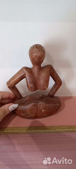 Статуэтка дерево