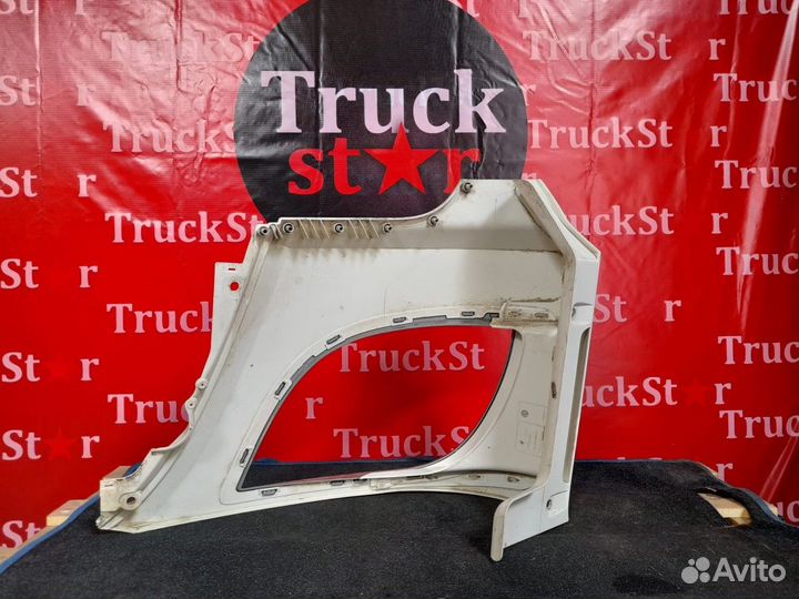 Облицовка фары правой Daf XF106