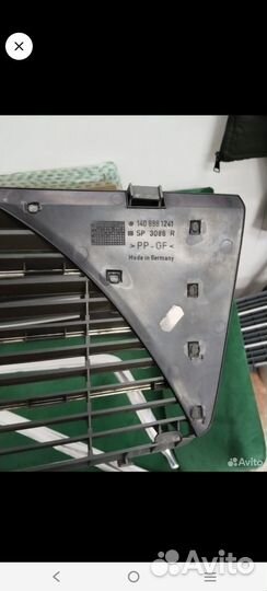 Вставка в решетку оригинал 140 Мерседес