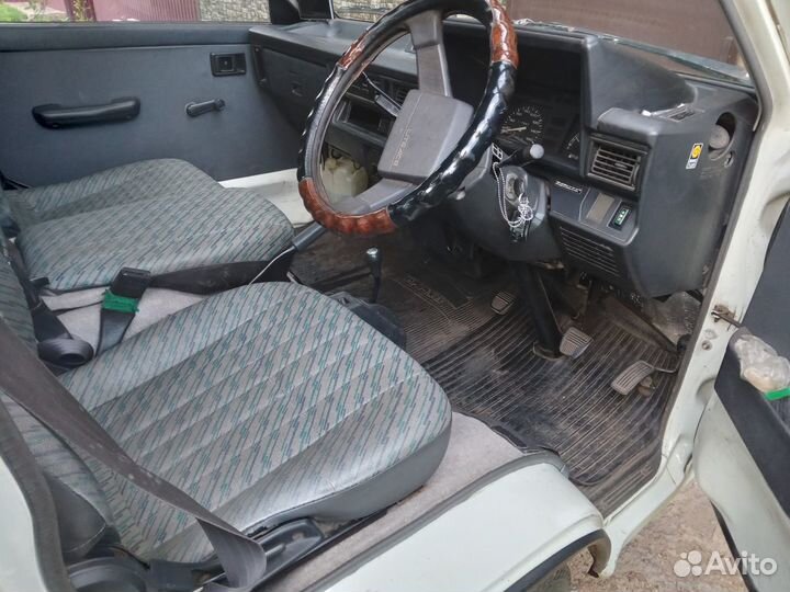 Toyota Lite Ace цельнометаллический, 1996