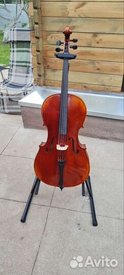 Стойка держатель для виолончели stagg