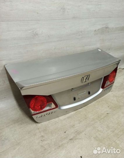 Крышка багажника Honda civic 4d