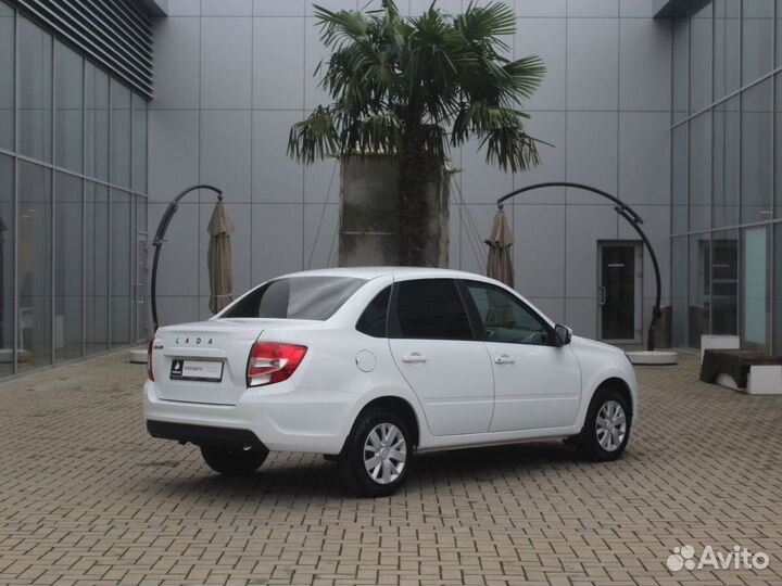 LADA Granta 1.6 МТ, 2023, 16 500 км