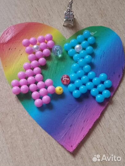 2 ламы из бусин мальчик и девочка