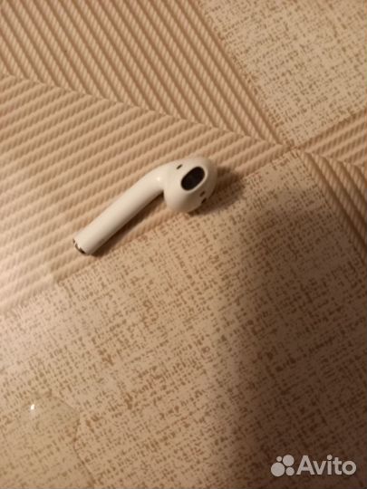 Наушники earpods правое ухо