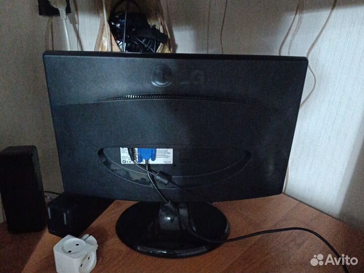 Монитор lg