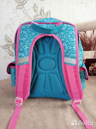 Рюкзак школьный для девочки