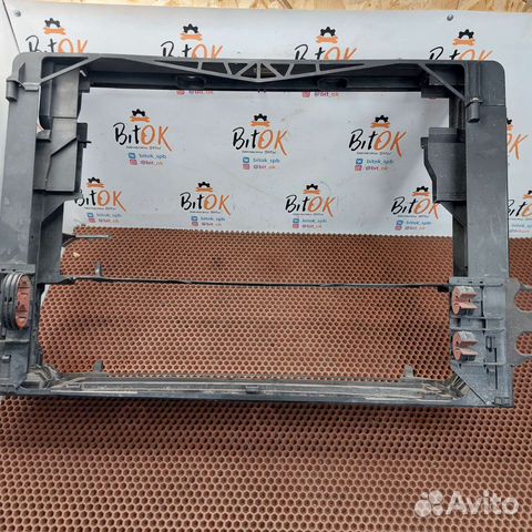 Рамка радиаторов кассета BMW f10 f01 N55 N47 N57