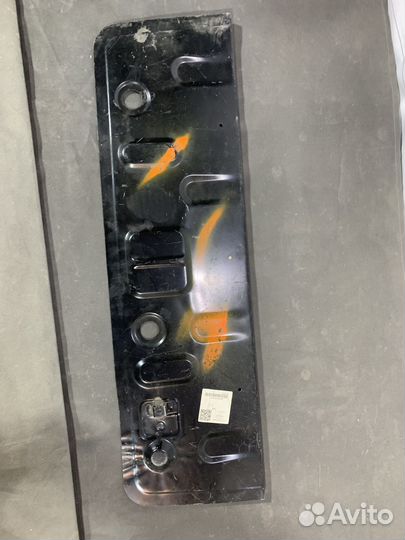 Панель задняя Pajero/Montero IV (V8, V9) 2007